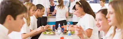 Monitores de mediodía en centros escolares