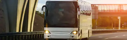 Cualificación inicial acelerada de conductores para el transporte de viajeros (CAP) con sensibilización y educación vial, tacógrafo digital, atención al cliente de transporte de viajeros y atención e información a los viajeros del autobús