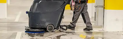 Operador de maquinaria de limpieza (barredora industrial, máquina inyección extracción y rotativa)