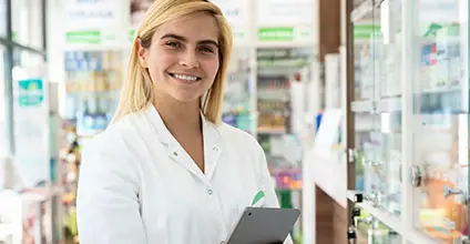 Asesoramiento en dermofarmacia y cosmética decorativa en la oficina de farmacia y parafarmacia