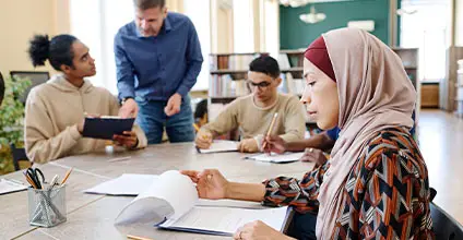 Orientación y formación a personas migrantes