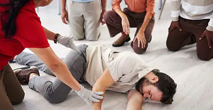 Primeros auxilios en el sector metal