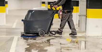 Operador de maquinaria de limpieza (barredora industrial, máquina inyección extracción y rotativa)