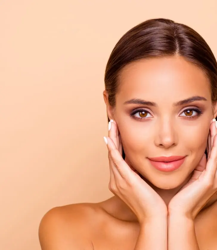 Higiene e hidratación de la piel del rostro y cuerpo