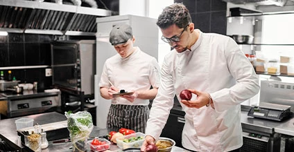 Procedimientos básicos en el servicio de cocina
