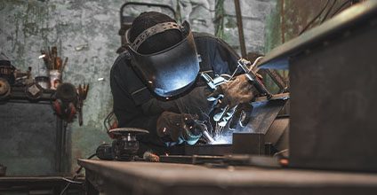 Formación gratuita en soldadura-con-arco-electrico-con-electrodos-revestidos-presencial