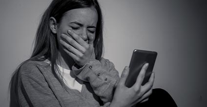 ciberbullying-programacion-y-estrategia-de-prevencion-e-intervencion-desde-el-contexto-escolar-y-familiar